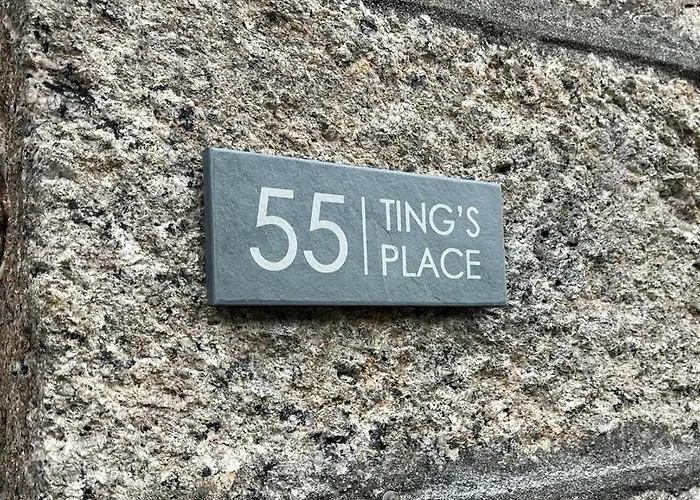 Modernised Townhouse Centrally Located Incl Parking